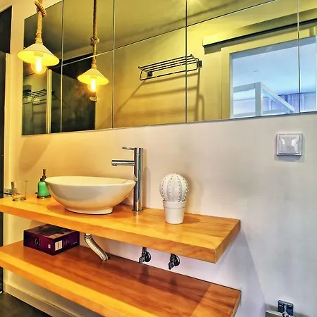 Localtraveling Cathedral & Castle - Family Appartement Lissabon