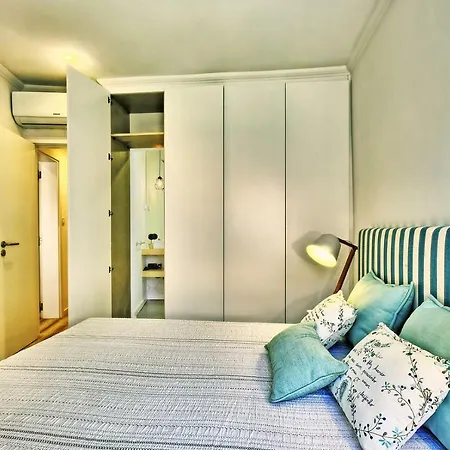 Localtraveling Cathedral & Castle - Family Apartment